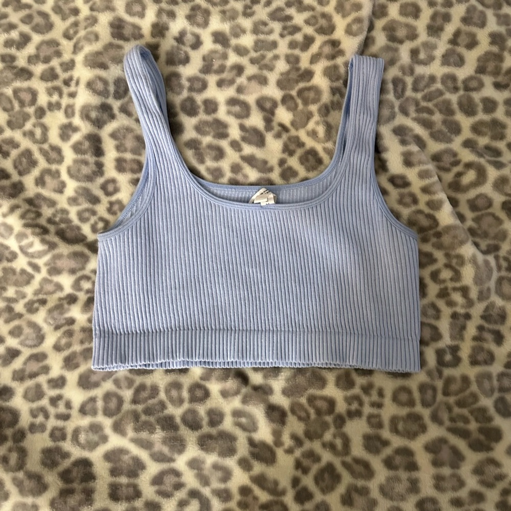 Seamless top